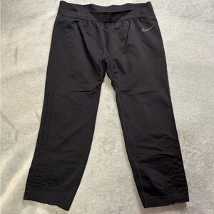 Nike Pro Black 3/4 Training Leggings